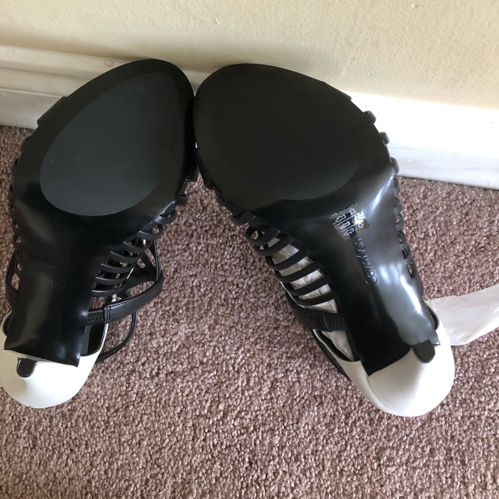 Shoes - Picture 5 of 5